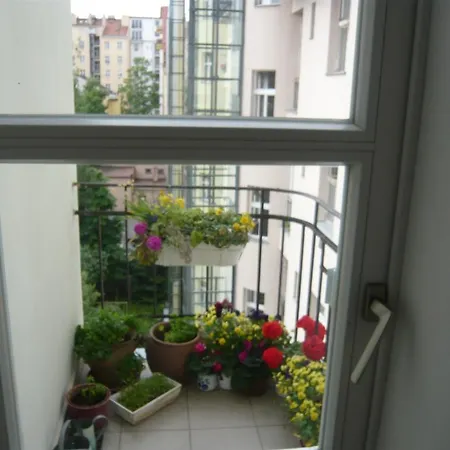Flora Sudomerska Apartamento Praga