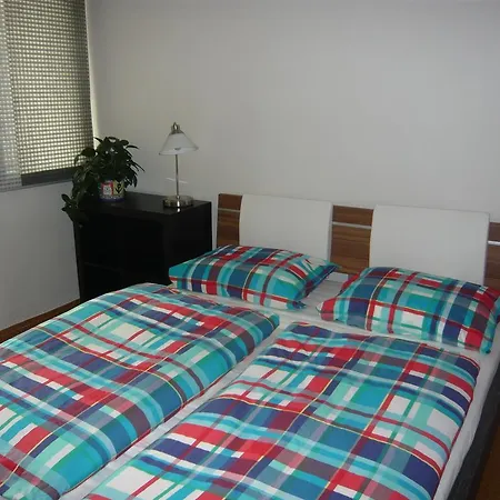 Flora Sudomerska Apartment
